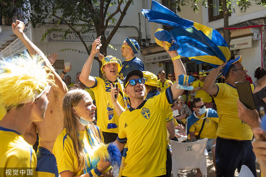 瑞典篮球甲级联赛上演精彩对决，球迷热情高涨的简单介绍