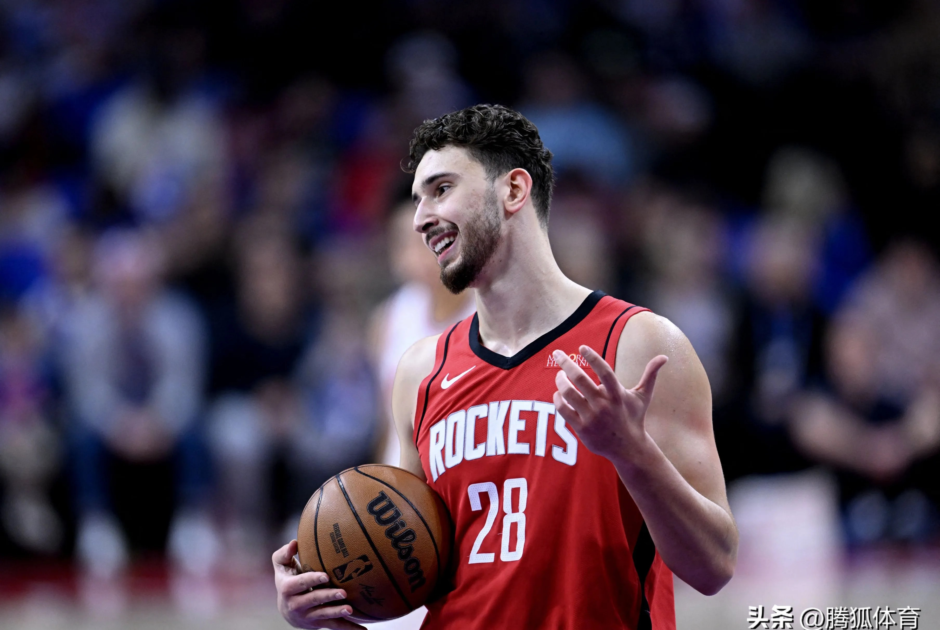 火箭险胜公牛,成功逆转赢得比赛 火箭险胜公牛,成功逆转赢得比赛