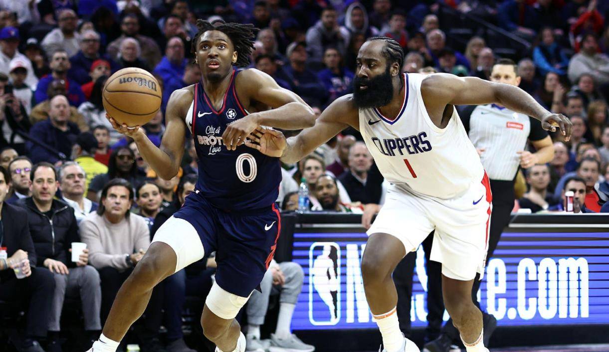 巴西男篮鏖战墨西哥男篮,欧文关键制胜 巴西男篮鏖战墨西哥男篮,欧文关键制胜